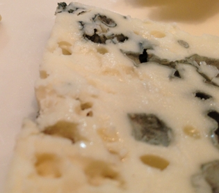20130215003_blue cheese