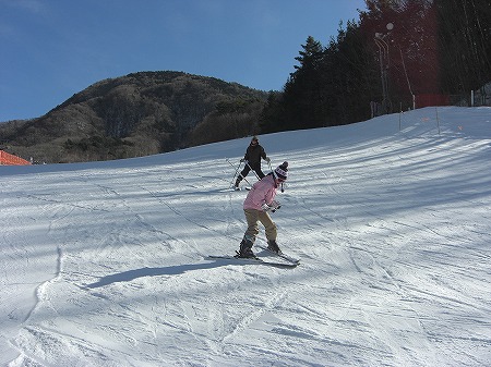十数年ぶりにスキーに行ってきたのだ＠治部坂高原スキー場   迷盤な日々