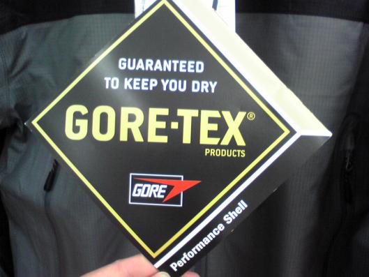 防水透湿性素材GORE-TEX®（ゴアテックス）種類とランクについて